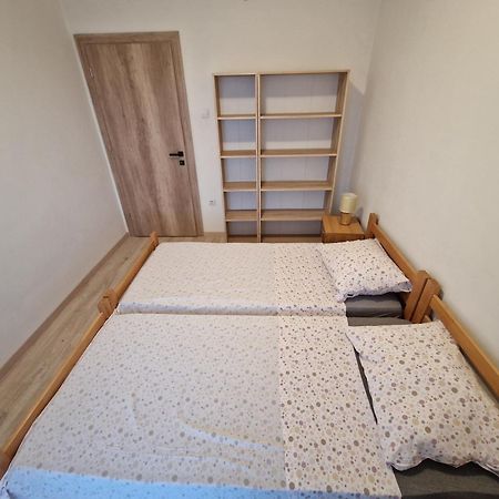 Apartment Lisarica Starigrad Paklenica Bagian luar foto